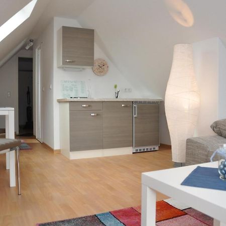 Ferienhaus Mueritzzauber / 1 Zimmer Dachgeschoss-Appartement เรอเบล ภายนอก รูปภาพ