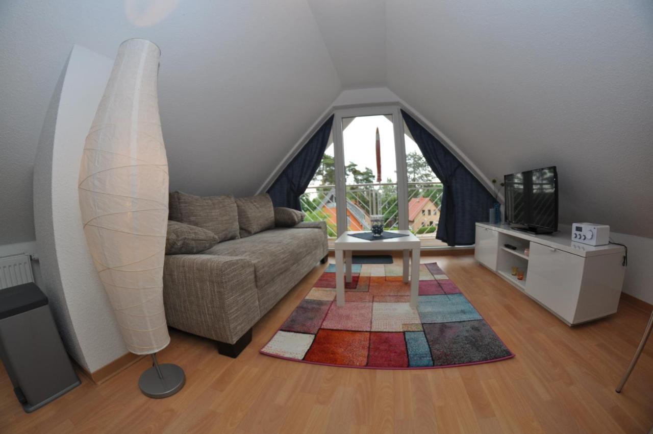 Ferienhaus Mueritzzauber / 1 Zimmer Dachgeschoss-Appartement เรอเบล ภายนอก รูปภาพ