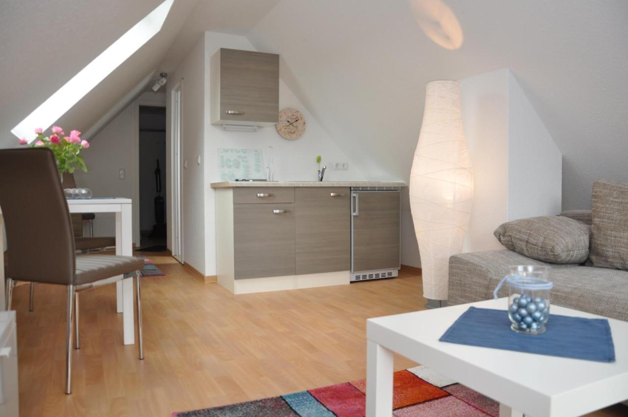 Ferienhaus Mueritzzauber / 1 Zimmer Dachgeschoss-Appartement เรอเบล ภายนอก รูปภาพ