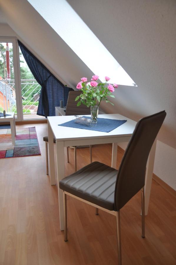 Ferienhaus Mueritzzauber / 1 Zimmer Dachgeschoss-Appartement เรอเบล ภายนอก รูปภาพ